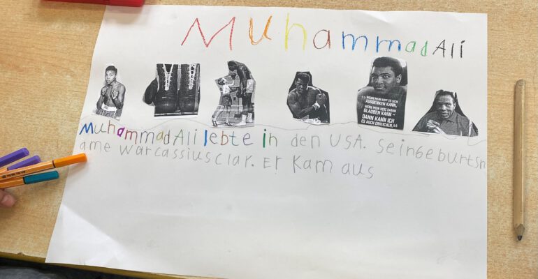 Collage "Muhammad Ali" von Grundschülern