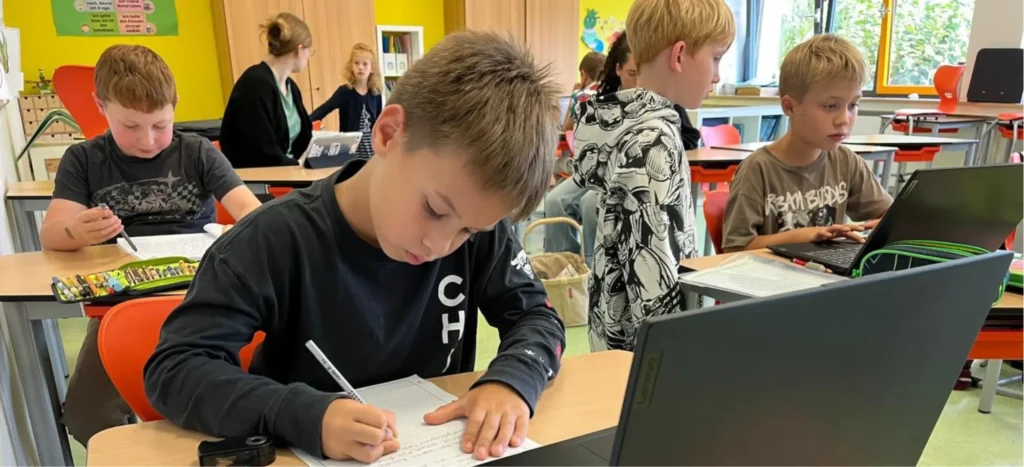 RP1_Unsere_Schulzeitung Projekt Förderpreis 2026 - Unsere Schulzeitung – Kinder gestalten Schule, Meinung und Medien